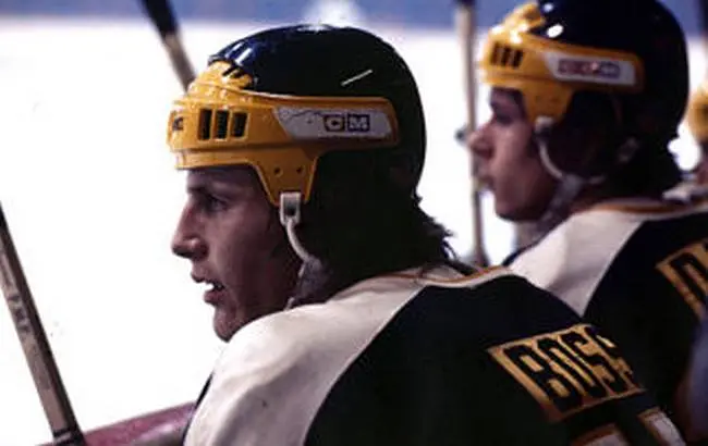 Since 1980-81, the Michael-Bossy Trophy has been awarded annually to the best professional prospect in the QMJHL.